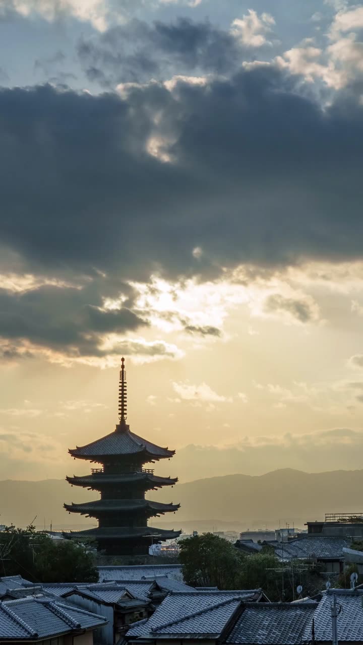 自然风光精选：山川湖海与季节流转的静谧之美